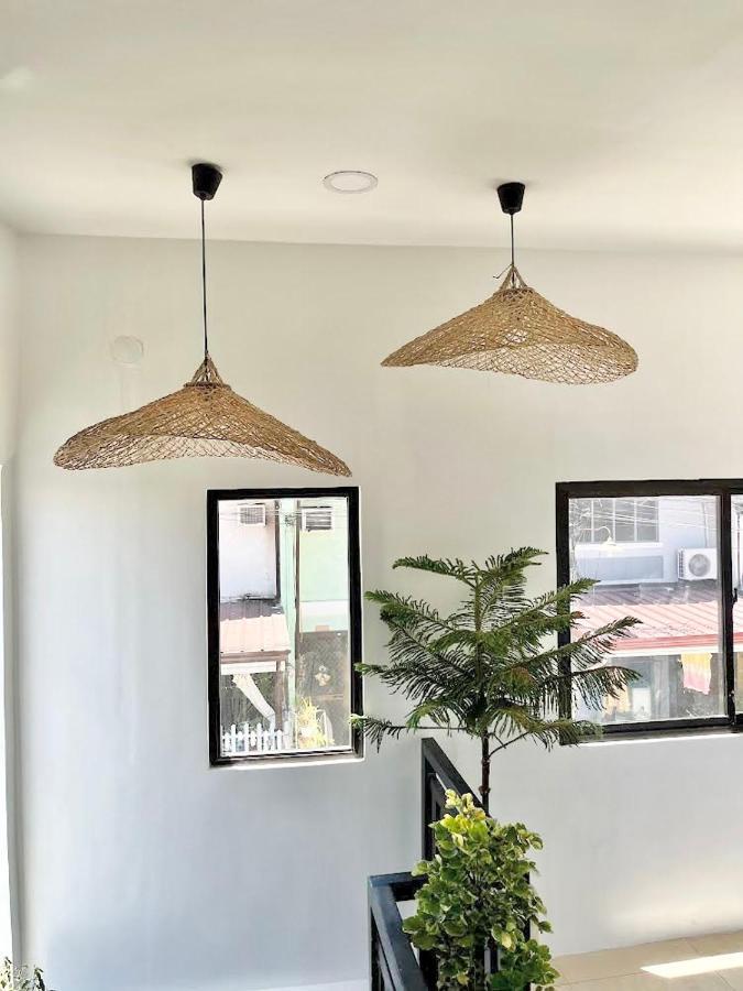 New Modern Home Near Airport, Beach And Fast Wi-Fi Sudtungan Bagian luar foto