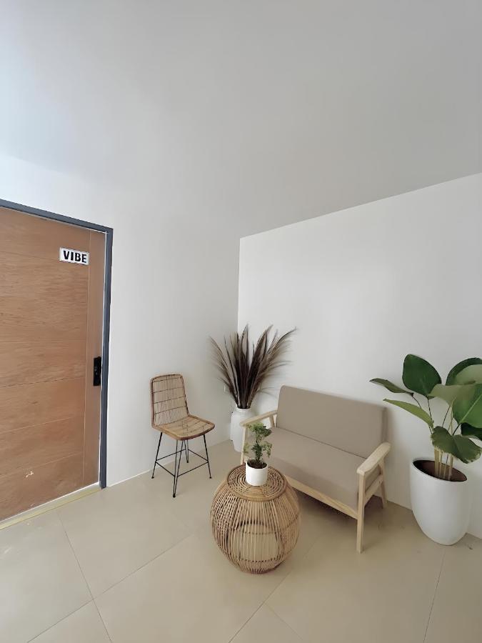New Modern Home Near Airport, Beach And Fast Wi-Fi Sudtungan Bagian luar foto